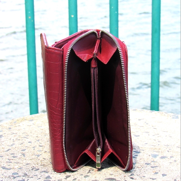 Wallet - Picture 10 of 15